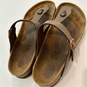 Birkenstock Thong Sandals Women’s 9